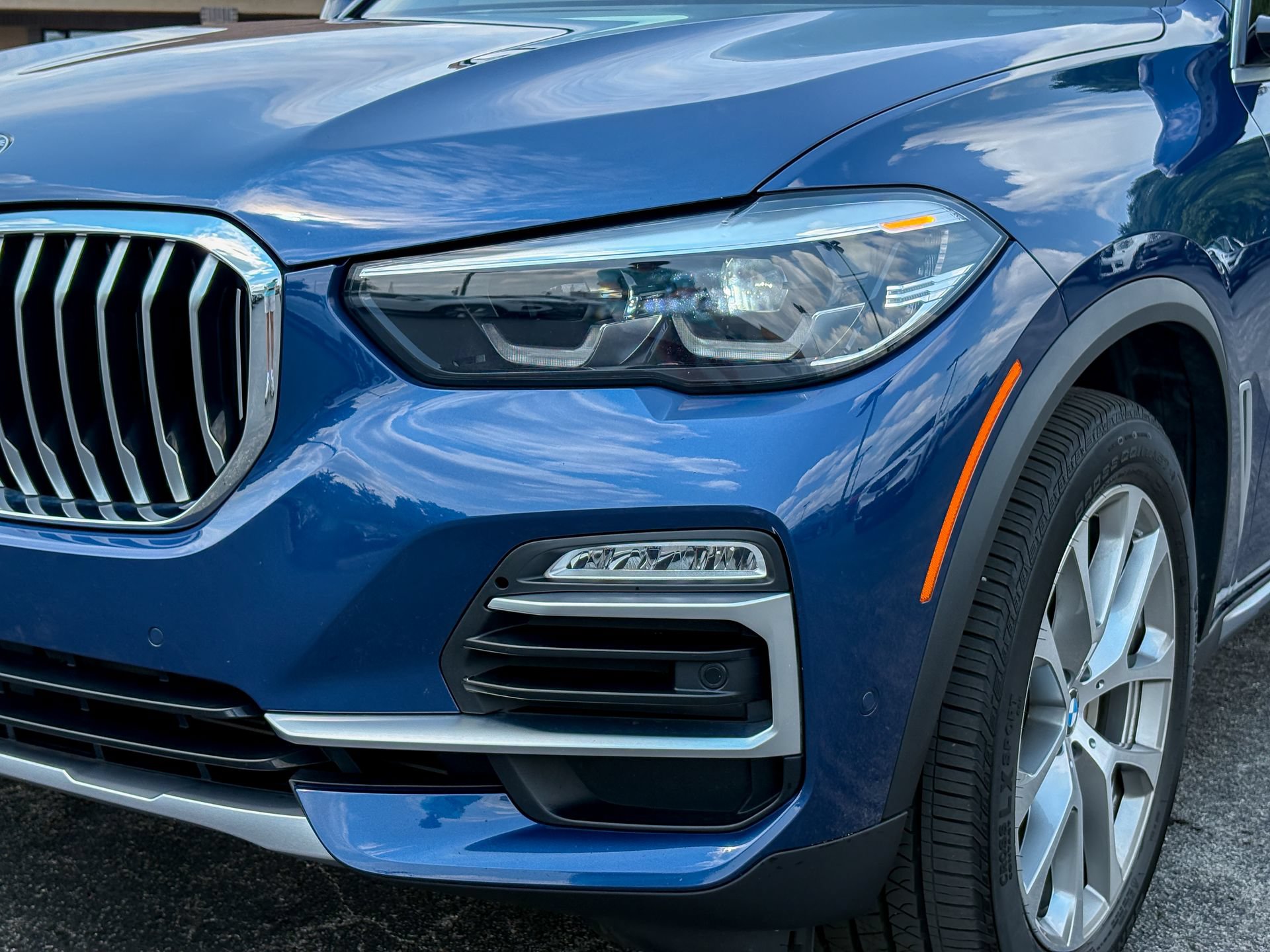 Used 2020 BMW X5 xDrive40i w/ Premium Package AWD/4WD image 6