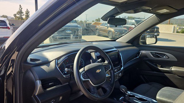 Used 2023 Chevrolet Traverse LT FWD image 10