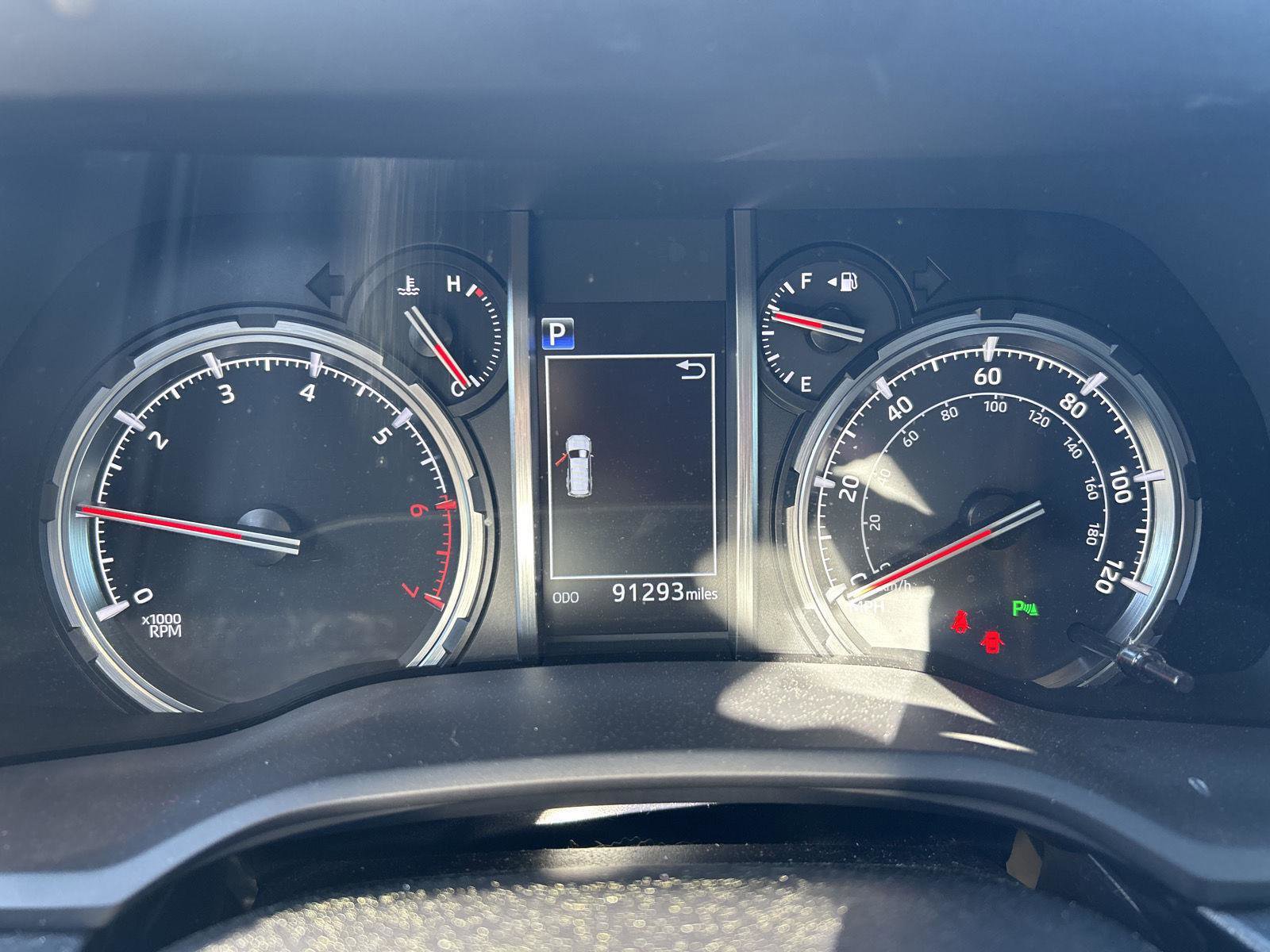 Used 2020 Toyota 4Runner Limited image 10