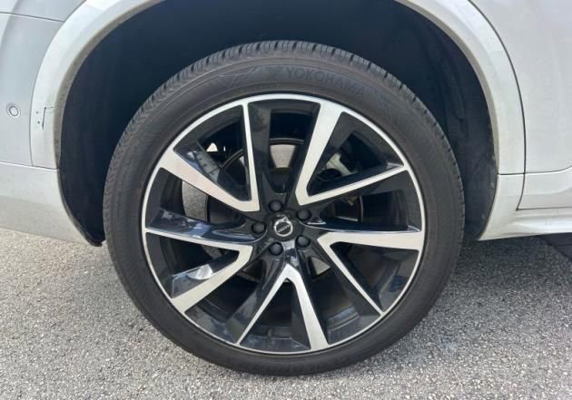 Used 2023 Volvo XC90 B6 Plus w/ Protection Package Premier image 6