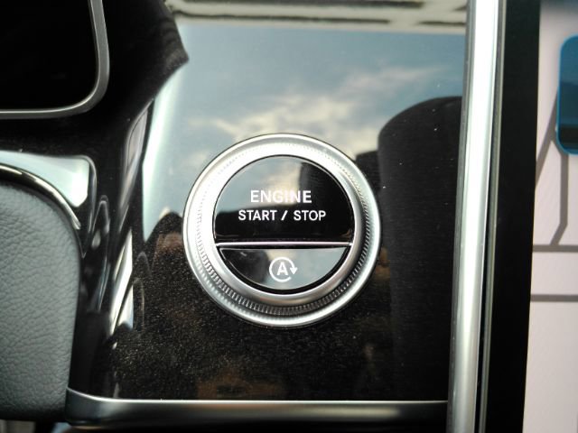 Used 2021 Mercedes-Benz S 580 4MATIC Sedan image 48