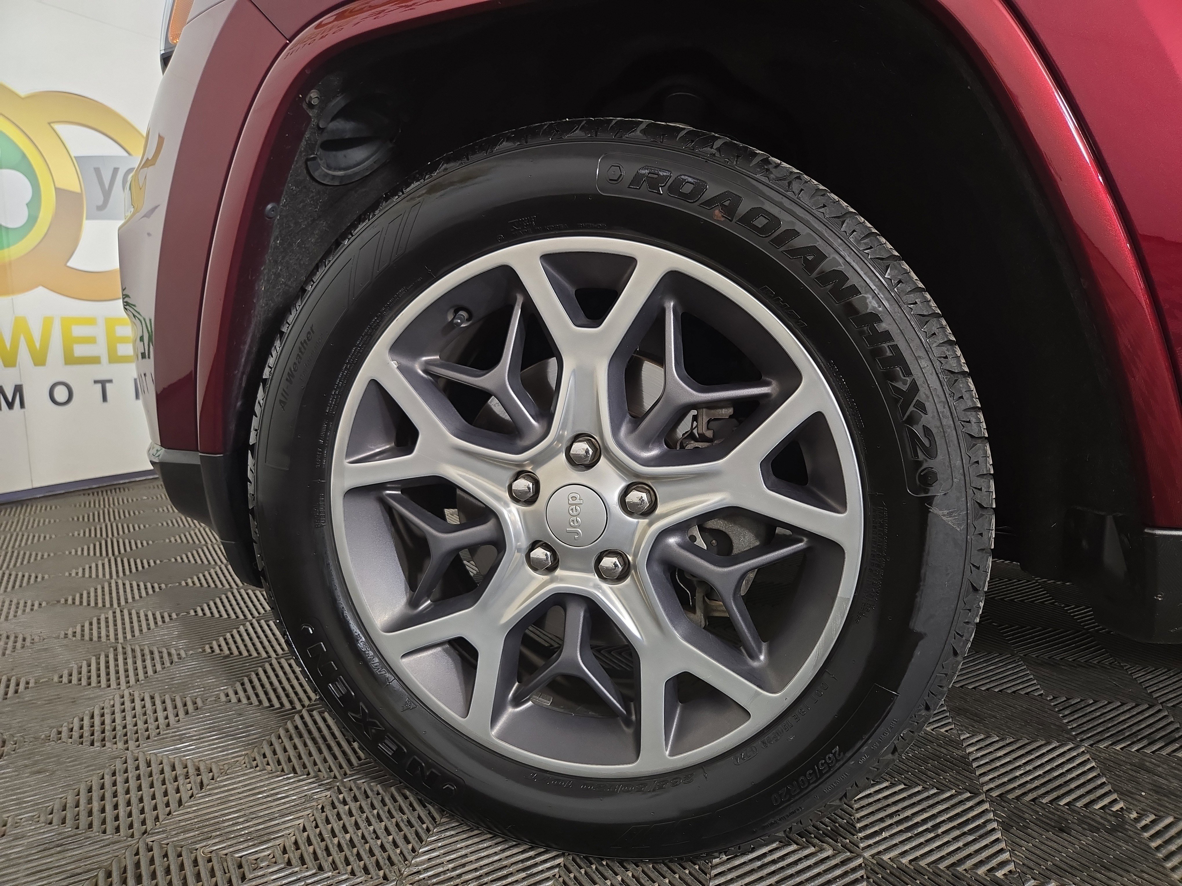 Used 2018 Jeep Grand Cherokee Limited AWD/4WD image 35