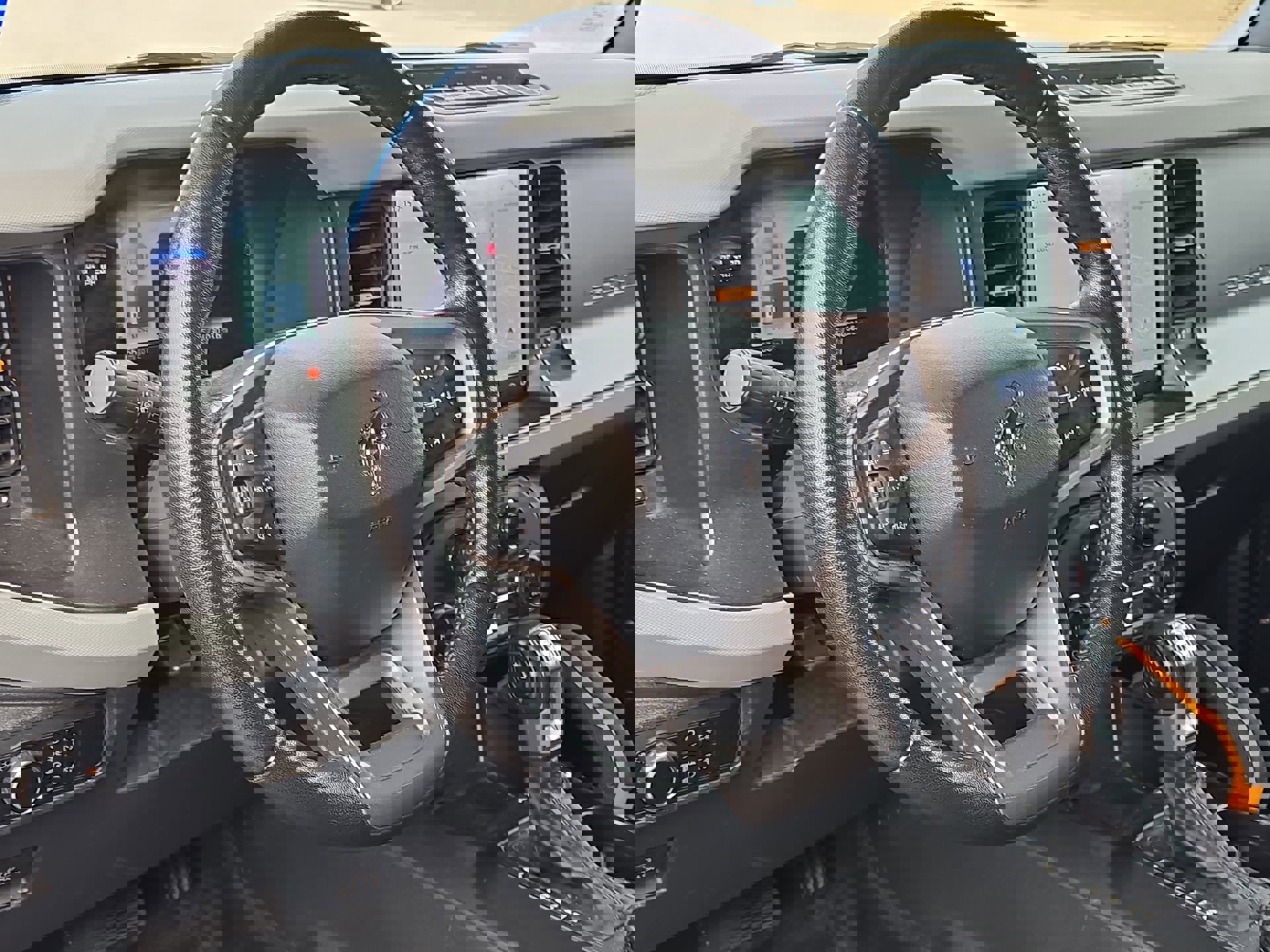 Used 2021 Ford Bronco Badlands image 13