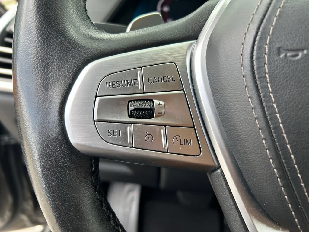 Used 2020 BMW X7 xDrive40i w/ Premium Package AWD/4WD image 14