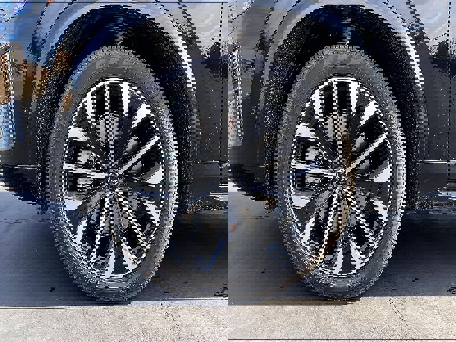 New 2026 Volvo XC90 T8 Ultra w/ Lounge Package image 14