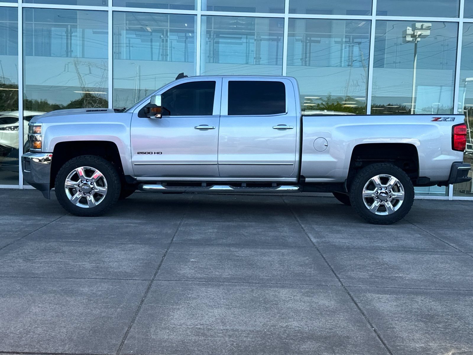 Used 2018 Chevrolet Silverado 2500 LTZ w/ Duramax Plus Package AWD/4WD image 6