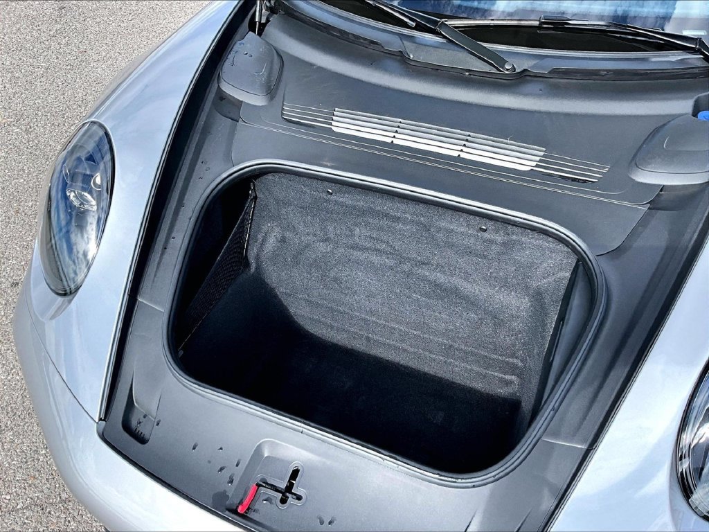 Certified 2024 Porsche 911 Carrera GTS RWD image 24