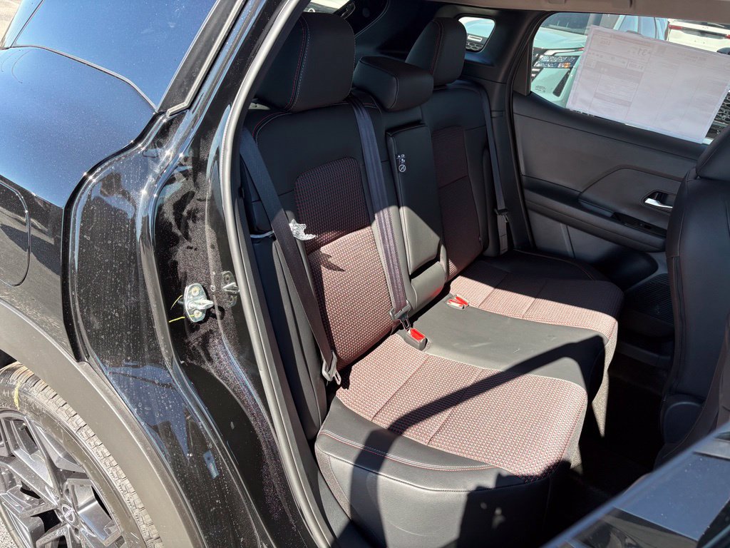 New 2027 Nissan Kicks SR FWD image 14