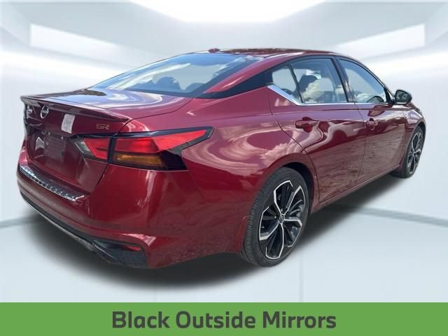 Used 2023 Nissan Altima 2.5 SR w/ SR Premium Package FWD image 6