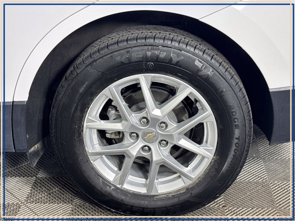 Certified 2024 Chevrolet Equinox LT AWD/4WD image 16