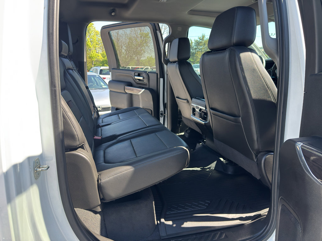 Used 2020 Chevrolet Silverado 3500 LTZ w/ LTZ Premium Package AWD/4WD image 12