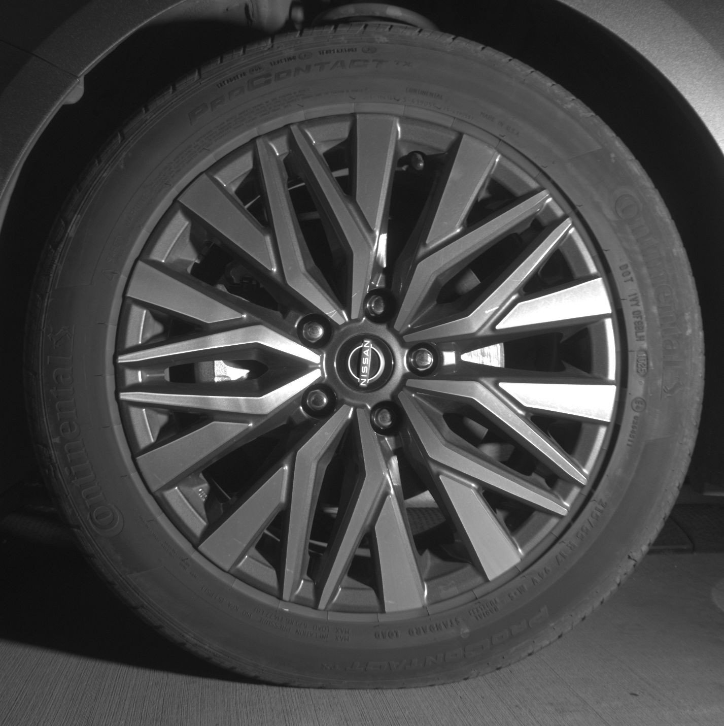 Used 2025 Nissan Altima 2.5 SV FWD image 12