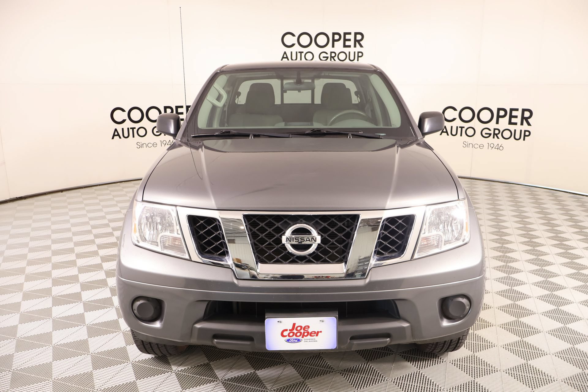 Used 2021 Nissan Frontier SV w/ SV Utility Package RWD image 8
