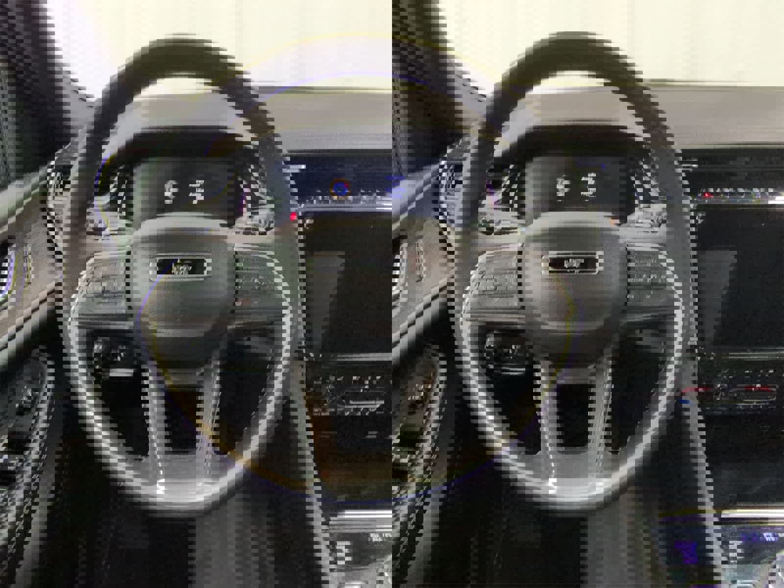 Used 2024 Jeep Grand Cherokee L Limited w/ Luxury Tech Group II image 25