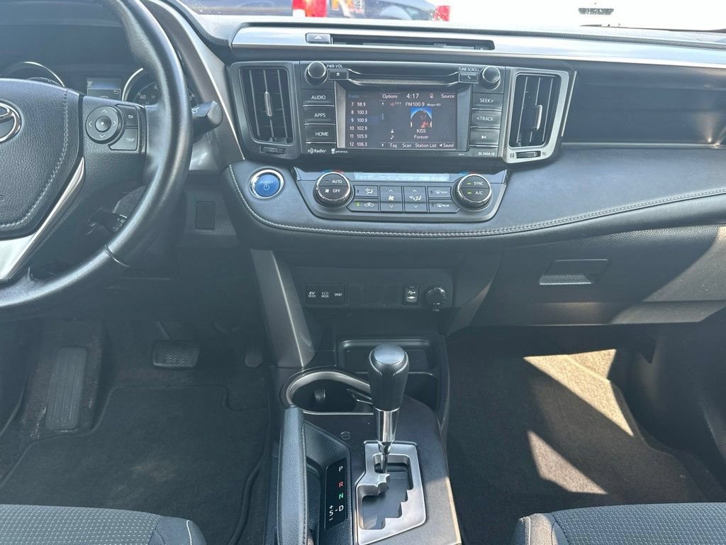 Used 2016 Toyota RAV4 XLE AWD/4WD image 19
