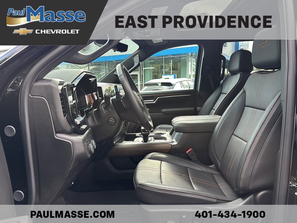 Used 2025 Chevrolet Silverado 1500 High Country w/ High Country Premium Package AWD/4WD image 19