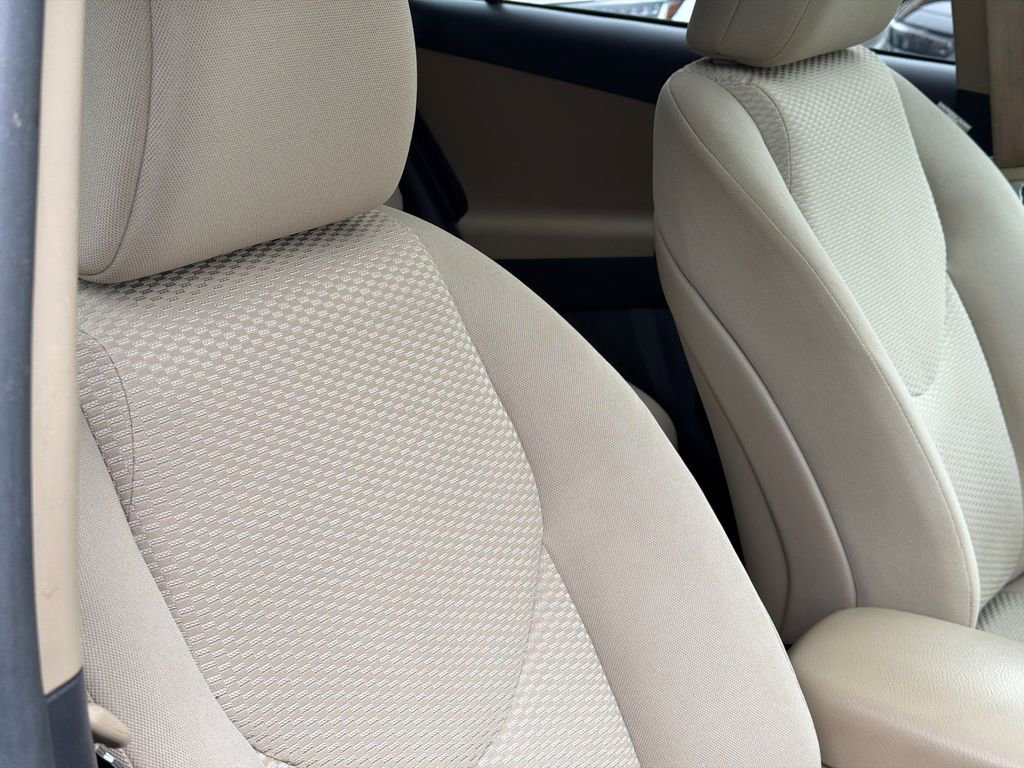 Used 2012 Toyota RAV4 4WD w/ Upgrade Value Pkg image 30