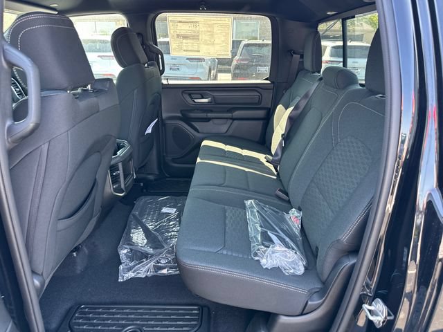 New 2026 RAM 1500 Express AWD/4WD image 14
