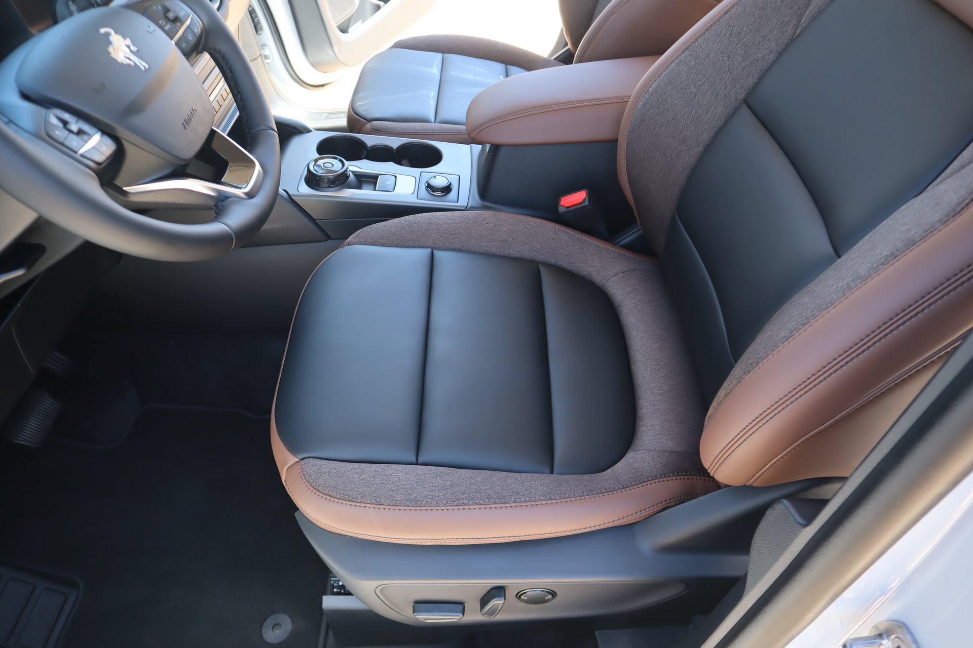 New 2026 Ford Bronco Sport Outer Banks AWD/4WD image 11