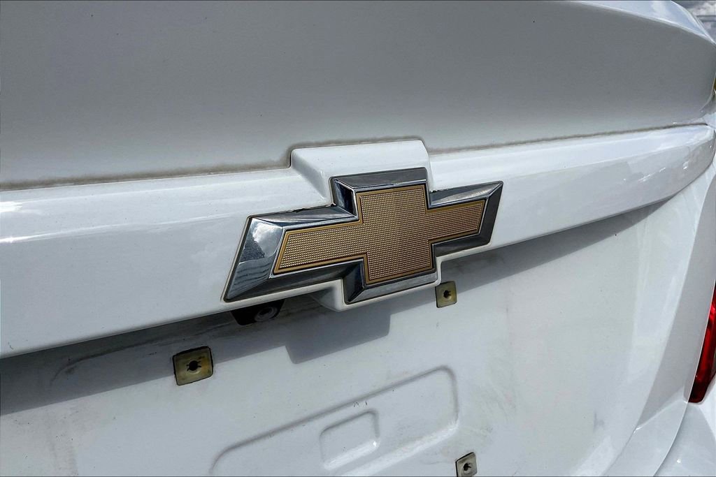 Used 2018 Chevrolet Sonic LS image 27