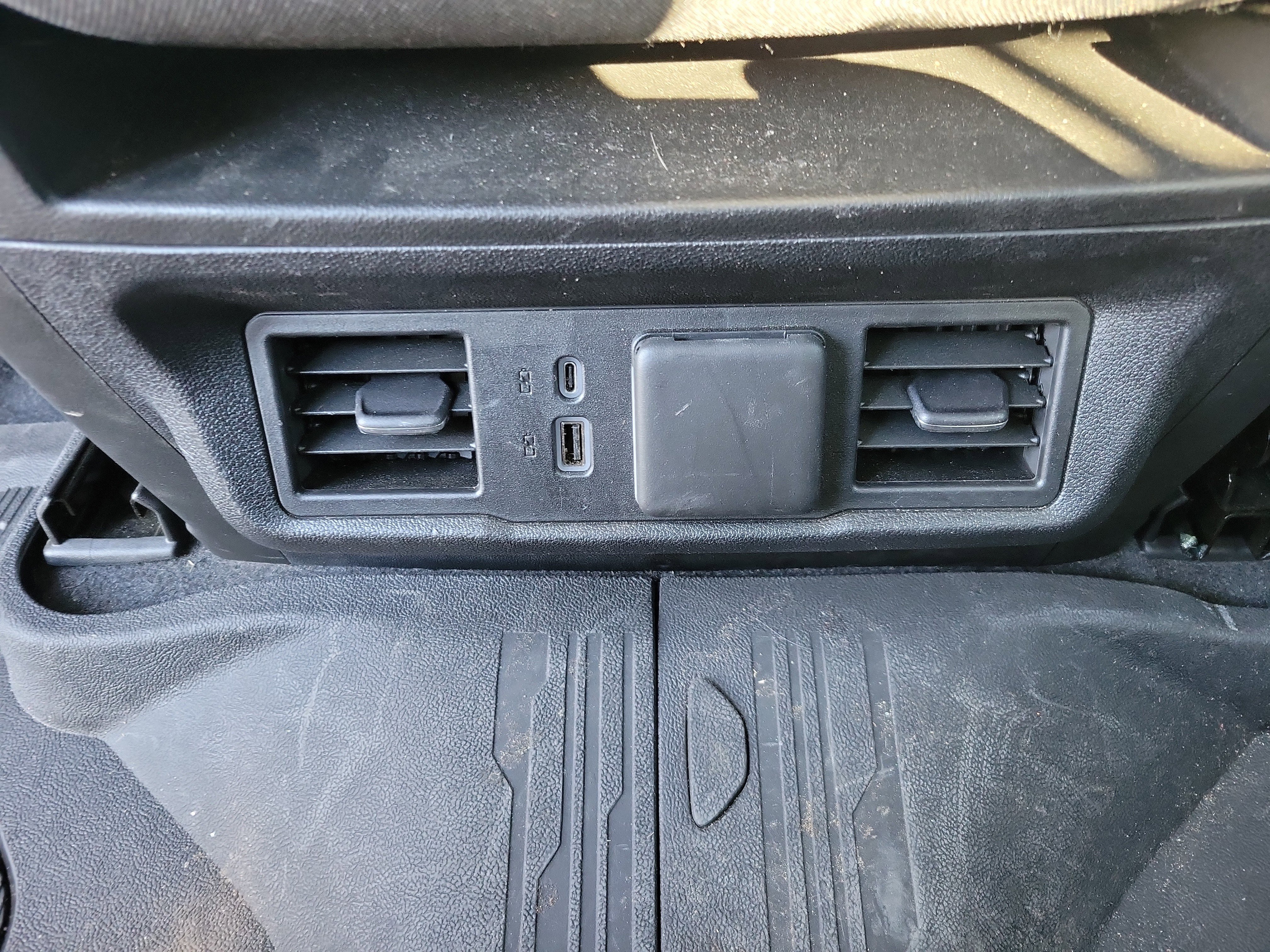 Used 2024 GMC Sierra 1500 Elevation w/ X31 Off-Road Package image 10