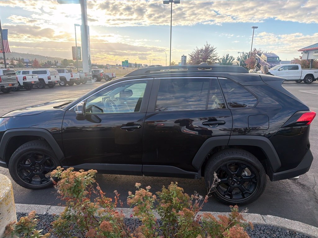 Used 2022 Toyota RAV4 TRD Off-Road w/ TRD Off-Road Weather Package AWD/4WD image 5