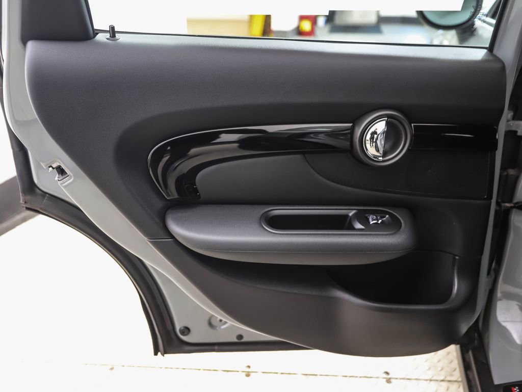 Used 2022 MINI Cooper Clubman John Cooper Works image 20