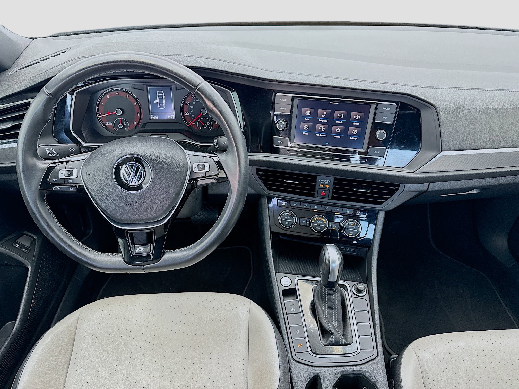 Used 2020 Volkswagen Jetta R-Line FWD image 15