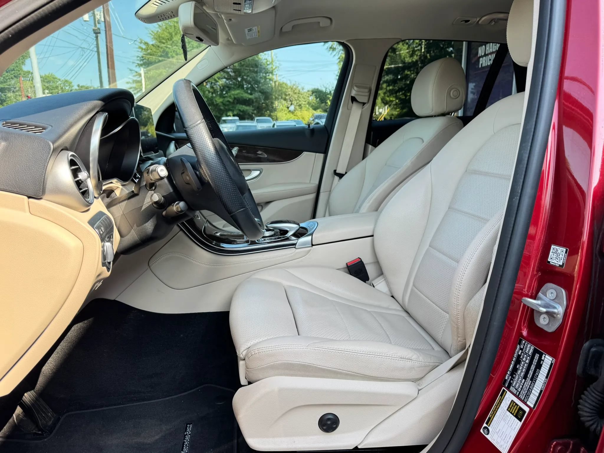 Used 2019 Mercedes-Benz GLC 300 image 21