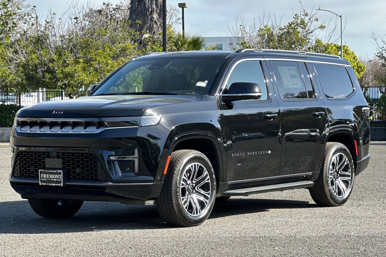 New 2026 Jeep Grand Wagoneer 4WD image 7