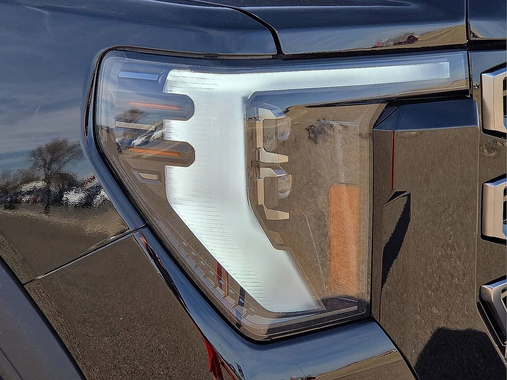 Used 2025 GMC Sierra 2500 AT4 w/ AT4 Premium Plus Package image 10