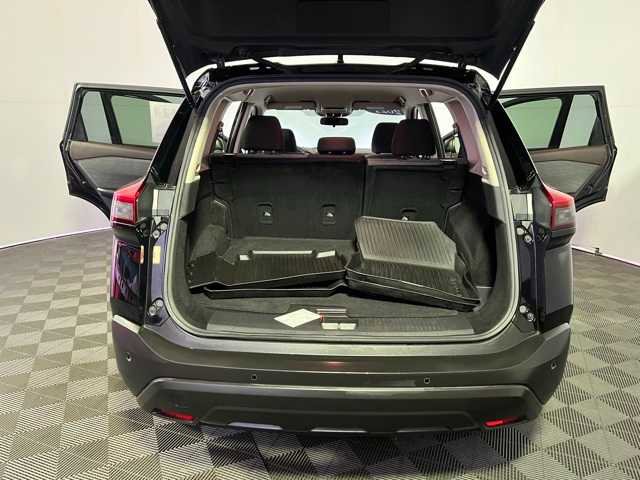 Certified 2021 Nissan Rogue S image 23