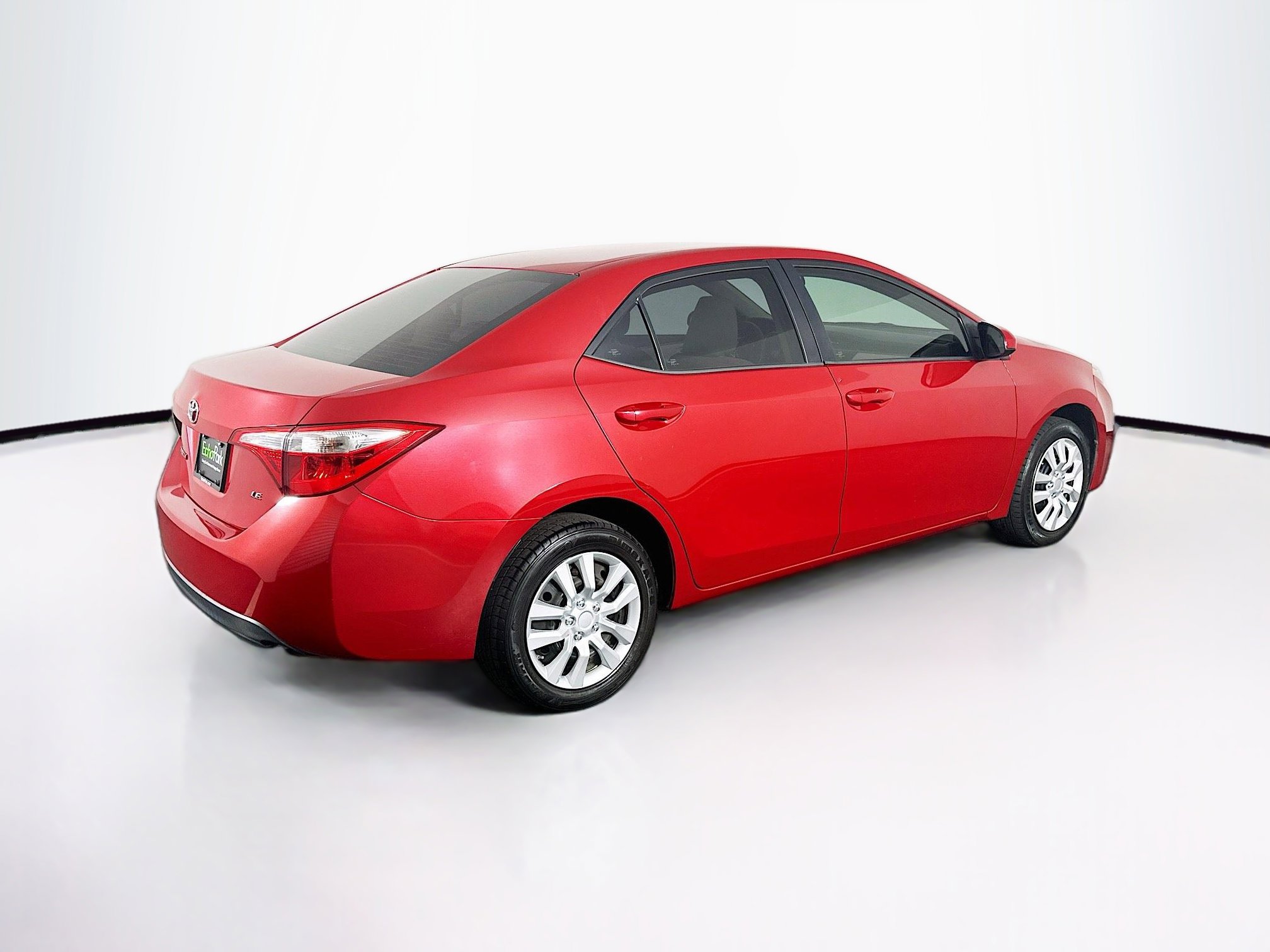 Used 2015 Toyota Corolla LE image 9