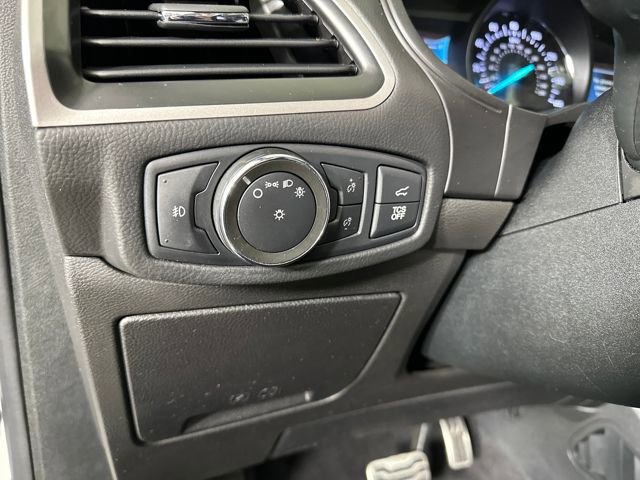 Used 2022 Ford Edge ST-Line image 19