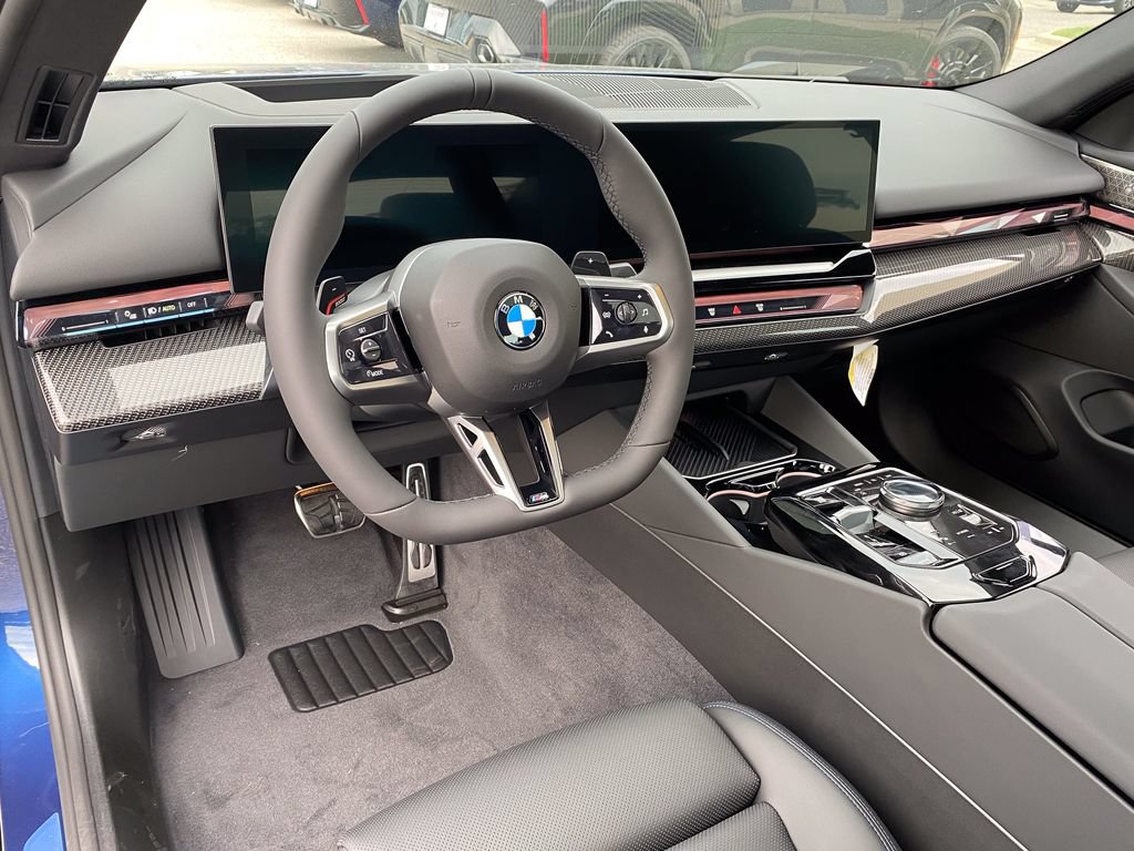 New 2027 BMW 530i xDrive w/ M Sport Package AWD/4WD image 13