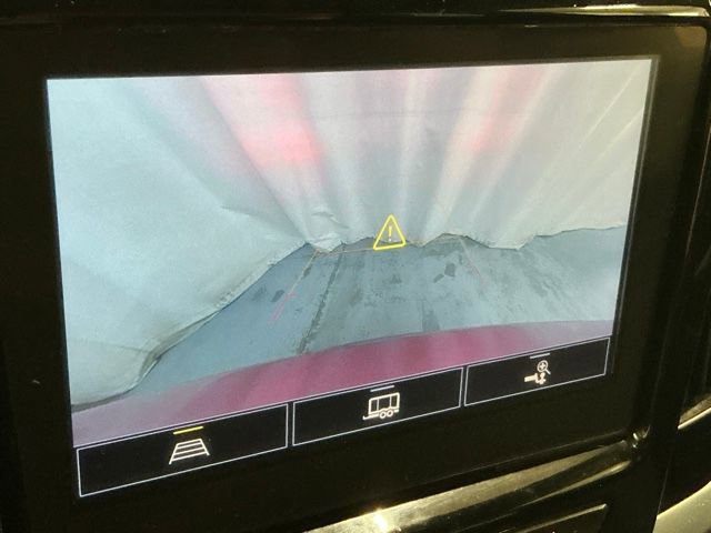 Used 2023 Chevrolet Traverse LT image 23