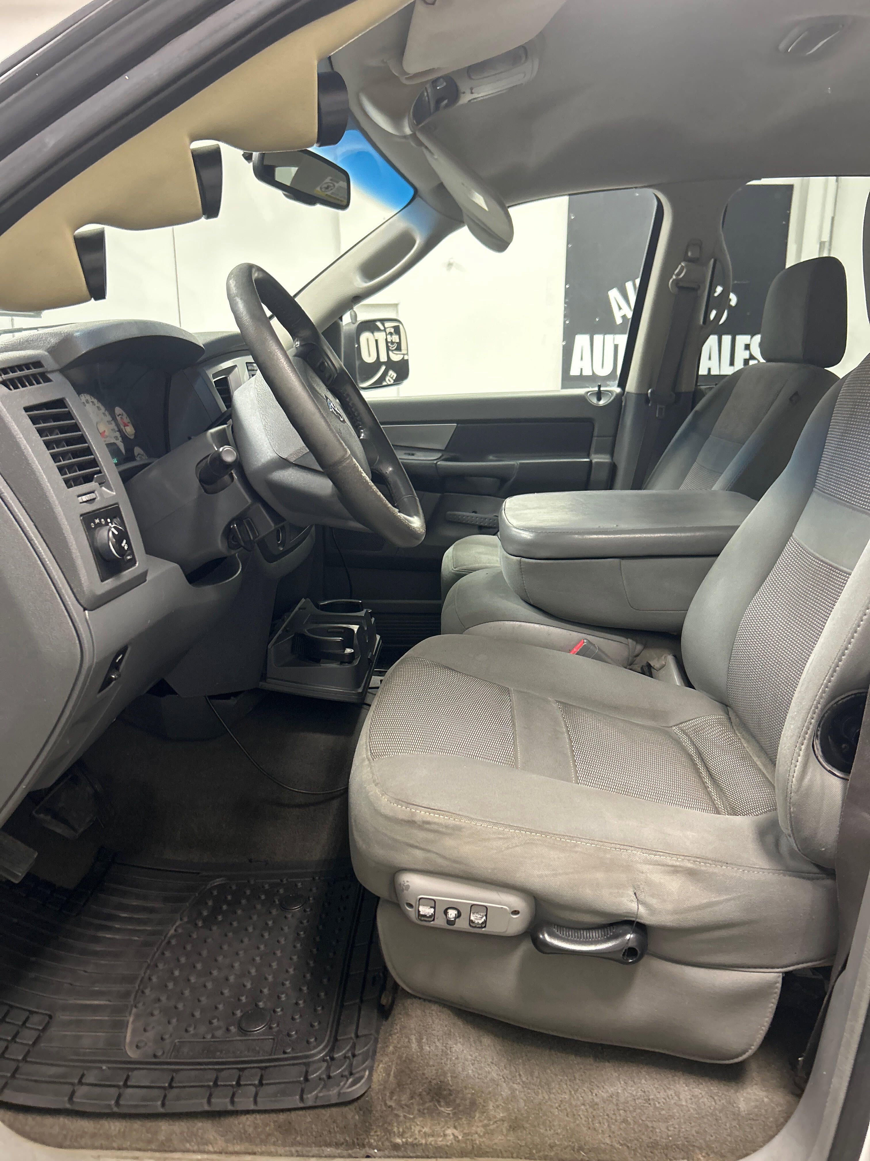 Used 2007 Dodge Ram 3500 Truck SLT w/ Quad Cab Big Horn Value Group AWD/4WD image 9