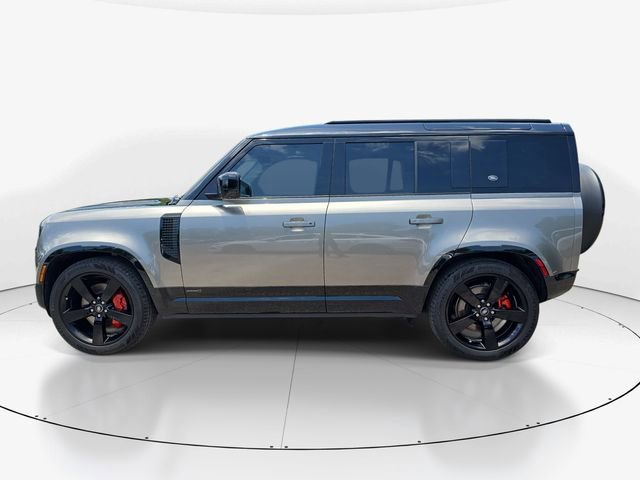 Used 2024 Land Rover Defender 110 X AWD/4WD image 9