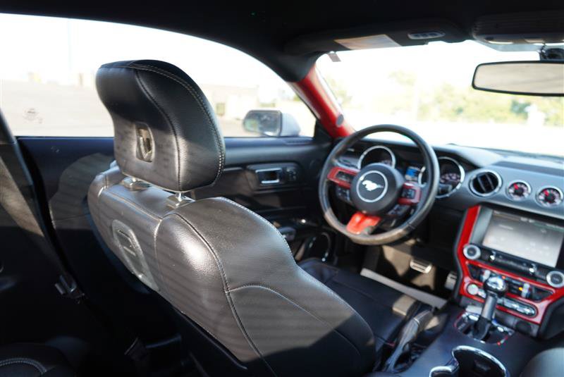 Used 2015 Ford Mustang Coupe RWD image 39