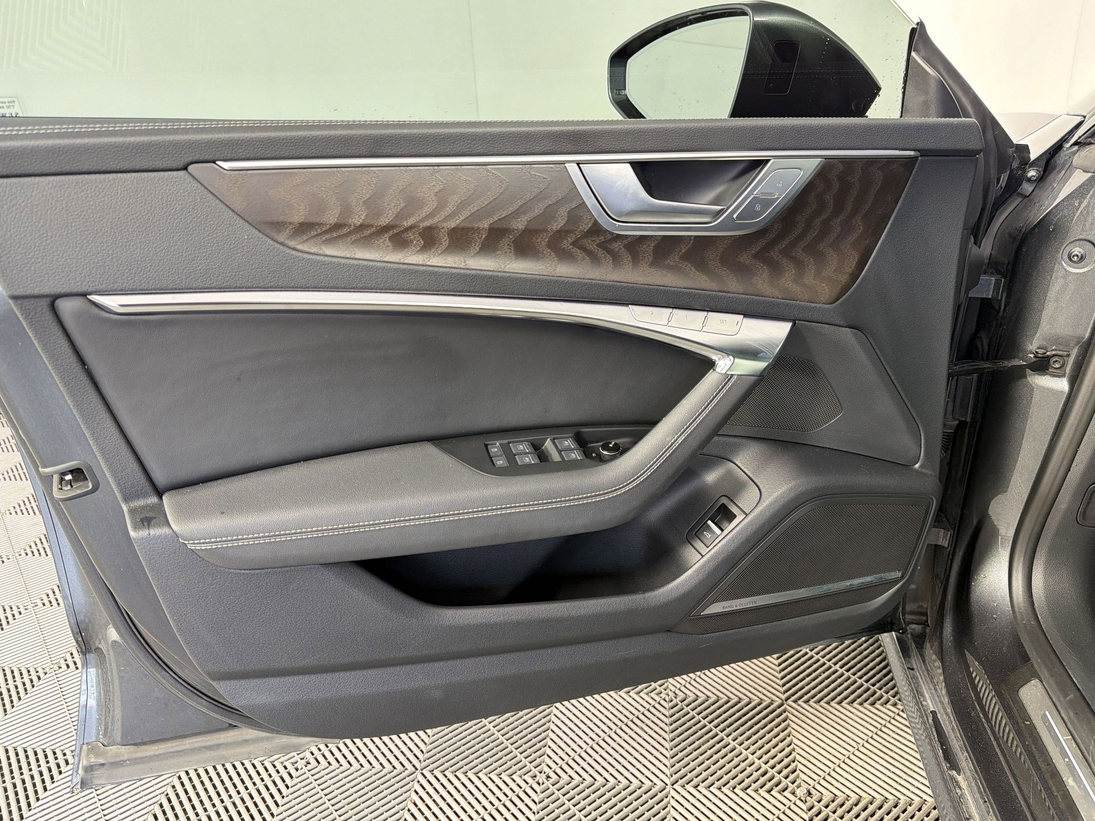 Used 2023 Audi A7 3.0T Premium Plus w/ Premium Plus image 11