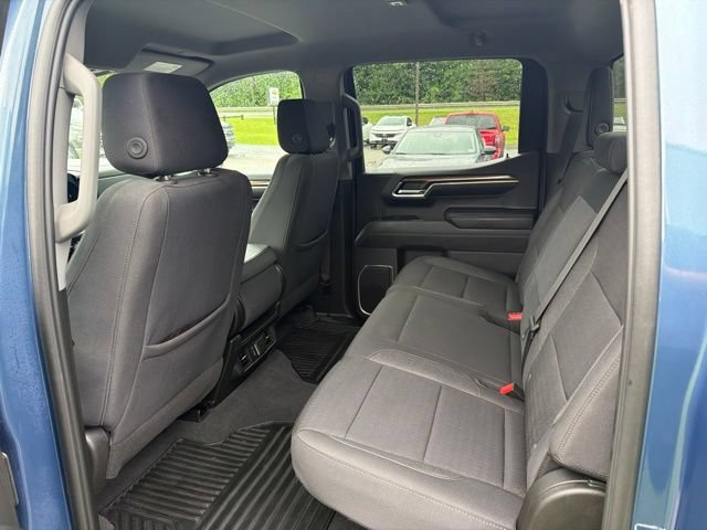 Used 2024 Chevrolet Silverado 1500 LT AWD/4WD image 14