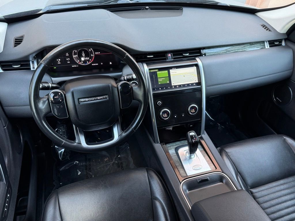 Used 2020 Land Rover Discovery Sport SE image 30