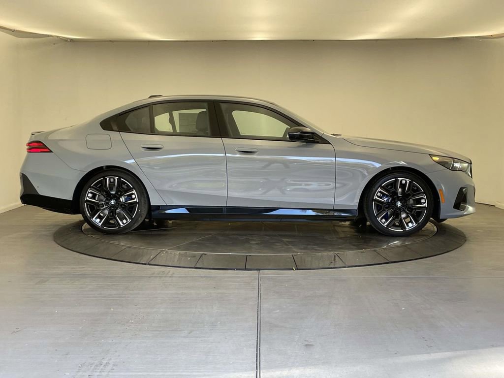 New 2025 BMW i5 M60 AWD/4WD image 6