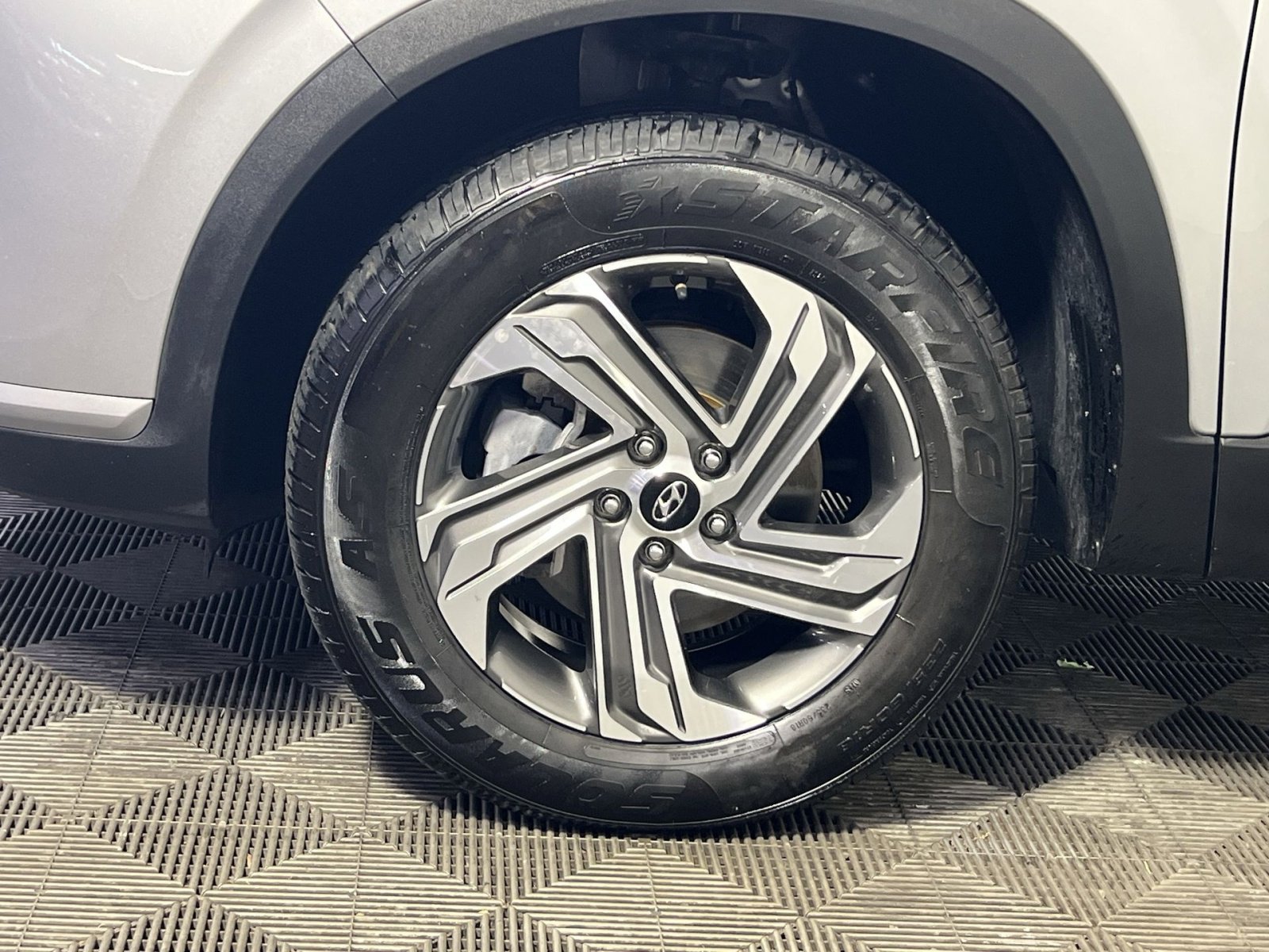 Used 2023 Hyundai Santa Fe SEL AWD/4WD image 13