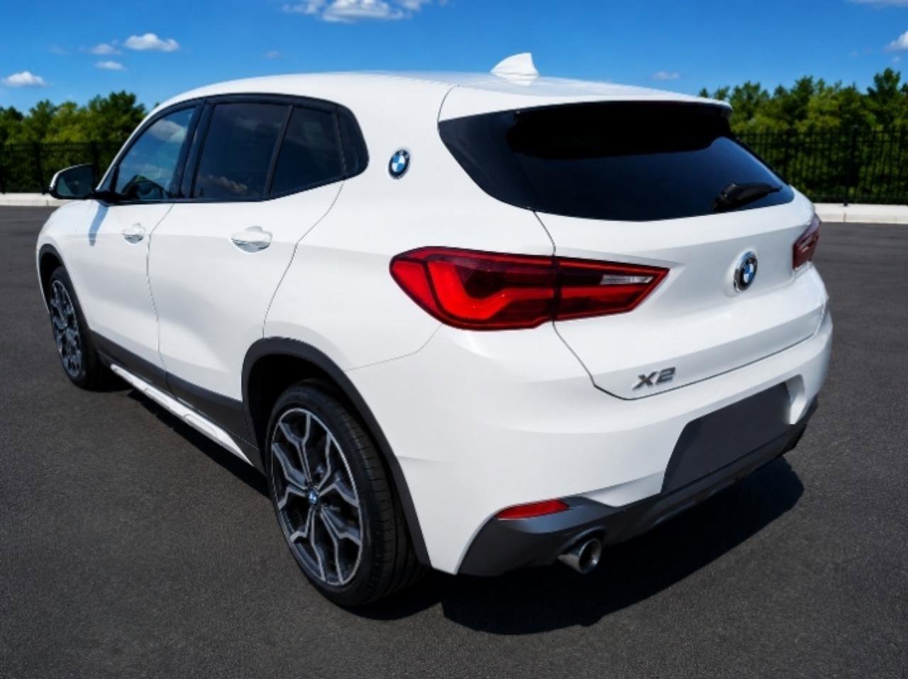 Used 2018 BMW X2 xDrive28i w/ M SportX Package AWD/4WD image 6