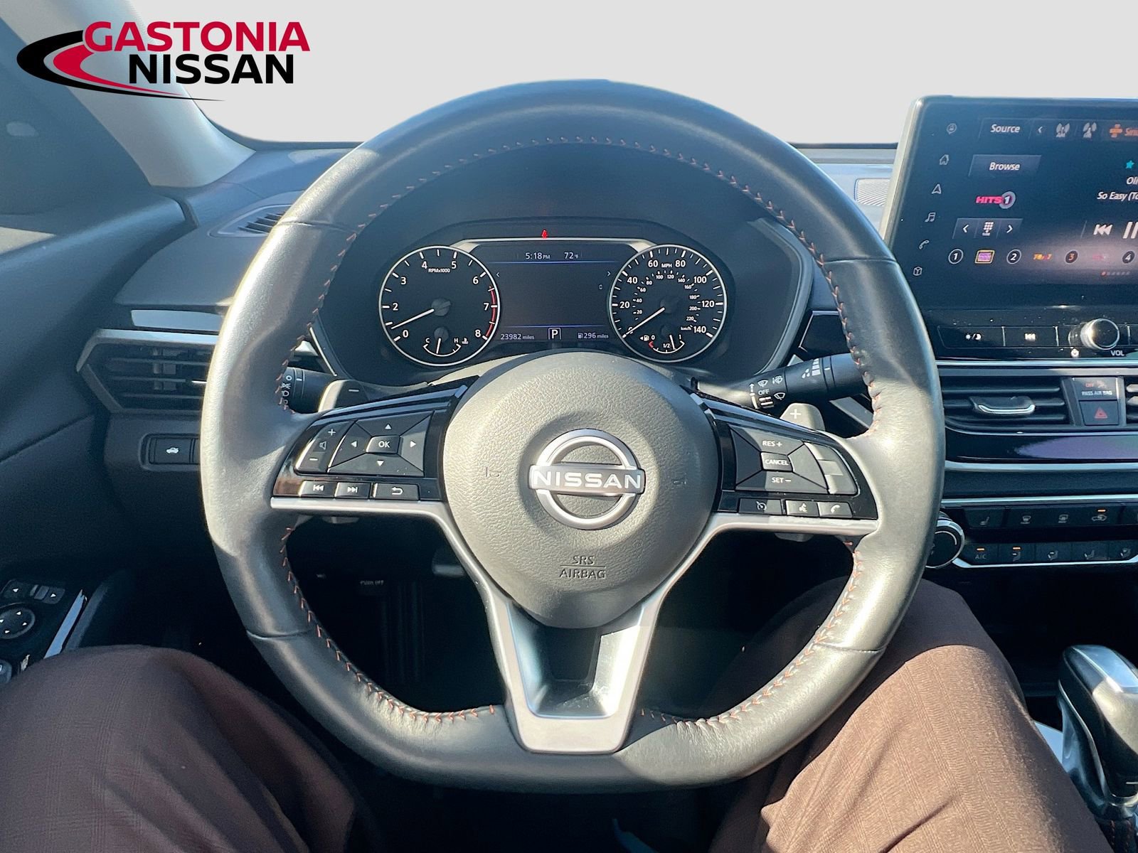 Used 2023 Nissan Altima 2.5 SR w/ SR Premium Package image 14