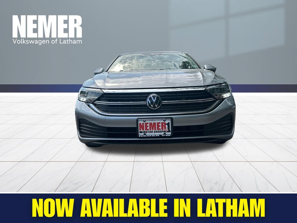 Used 2022 Volkswagen Jetta SE FWD image 5