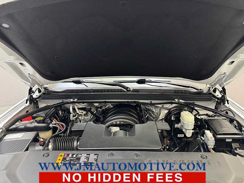 Used 2018 Chevrolet Suburban LT AWD/4WD image 10