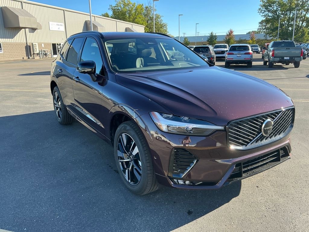 New 2026 Volvo XC60 B5 Plus w/ Protection Package Premier image 7