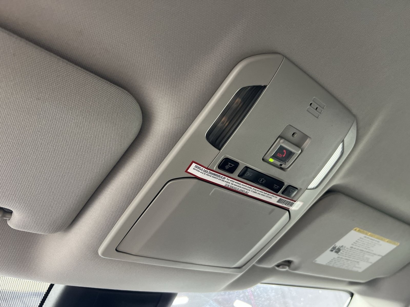 Used 2020 Toyota Highlander LE AWD/4WD image 36